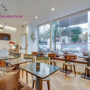 Beausejour פריז