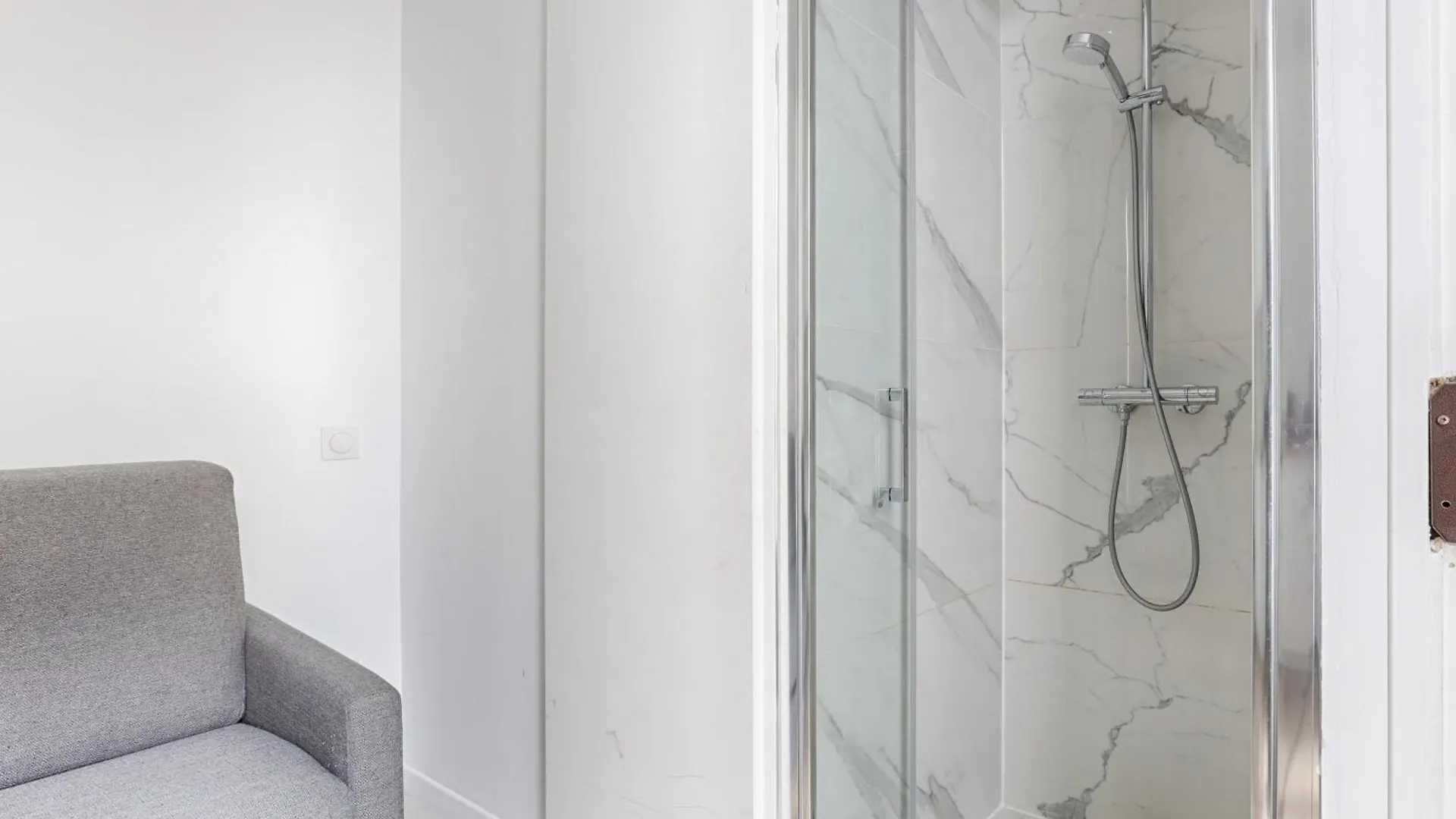 Montmartre/Moulin Rouge Studio Apartment Paris